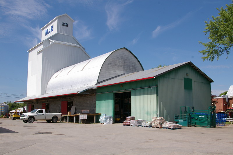 Shawville Location M&R Feeds and Farm Supply